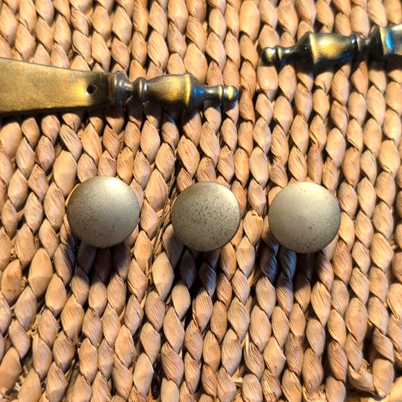 Antique Brass Hardware - Picture 9 of 12